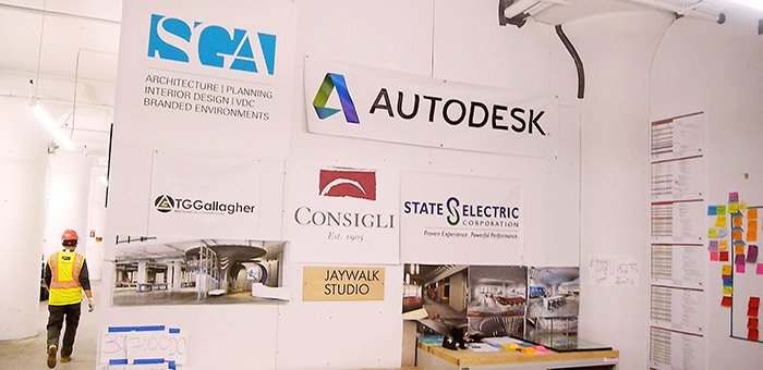 コロケーションのサインウォール