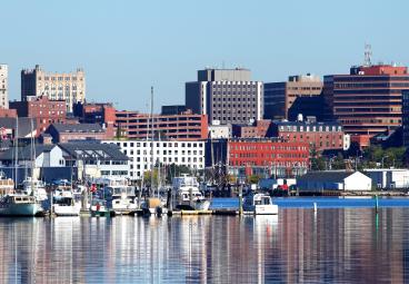 メイン州ポートランド、コンシリ